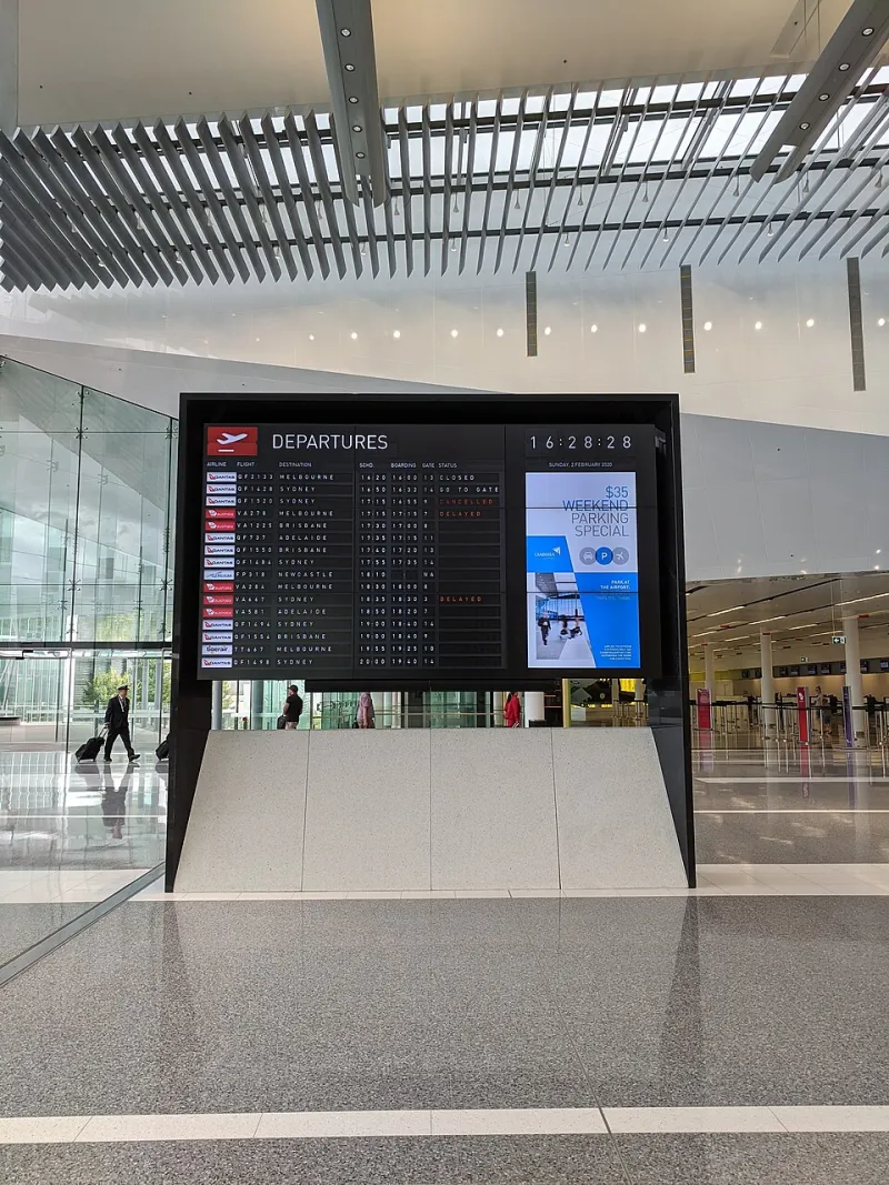 Gate Change: How to Read a Casino Lobby the Way a Frequent Flyer Reads a Departure Board